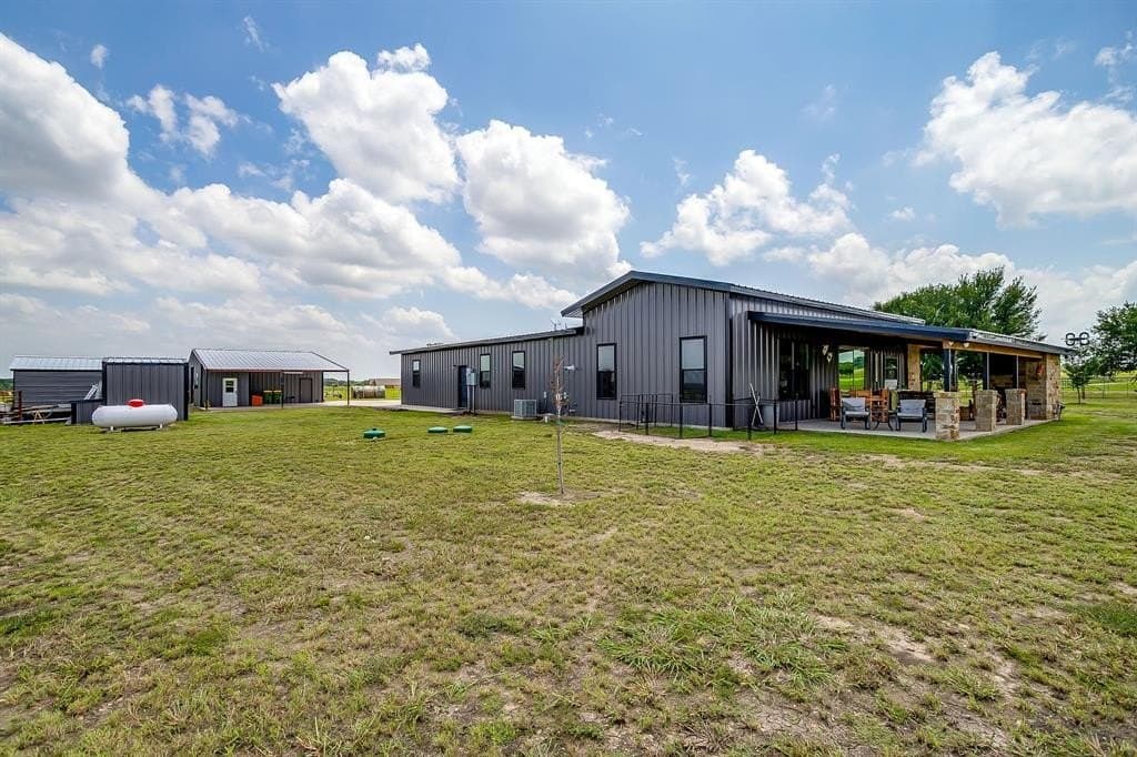 10 acres in Hill County - photo 39