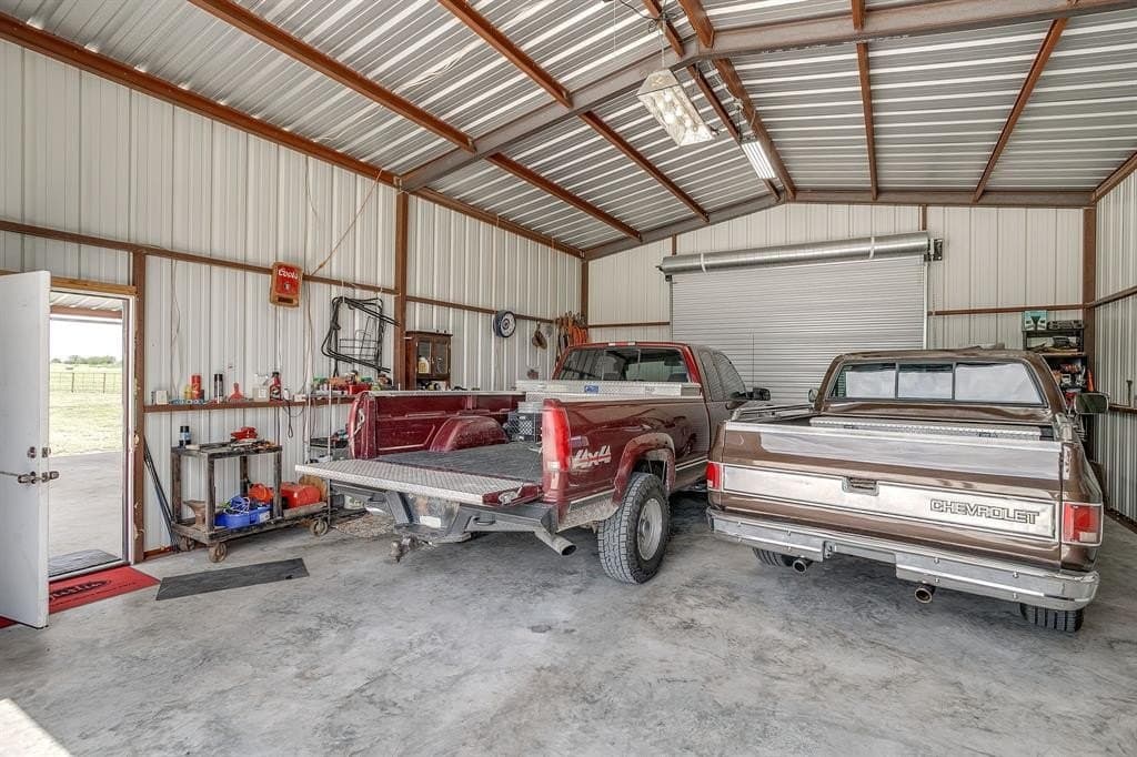 10 acres in Hill County - photo 31