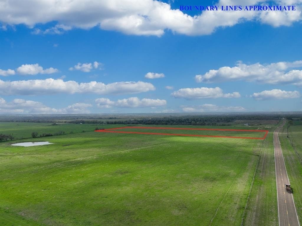10.01 acres in Falls County - photo 4