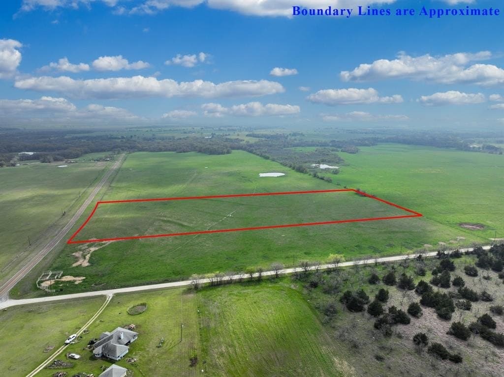 10.01 acres in Falls County - photo 10