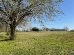 18.3 acres in Victoria County - photo 14