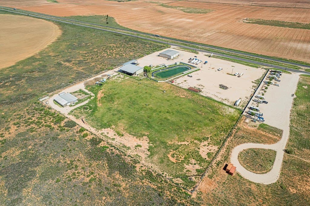 10 acres in Gaines County - photo 34