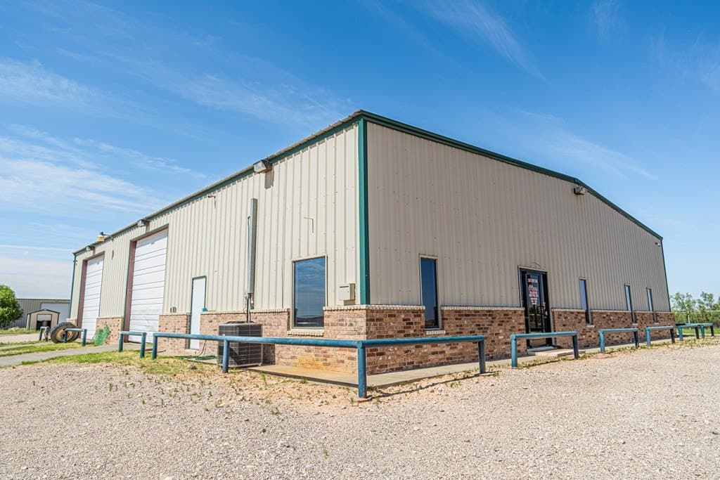 10 acres in Gaines County - photo 2