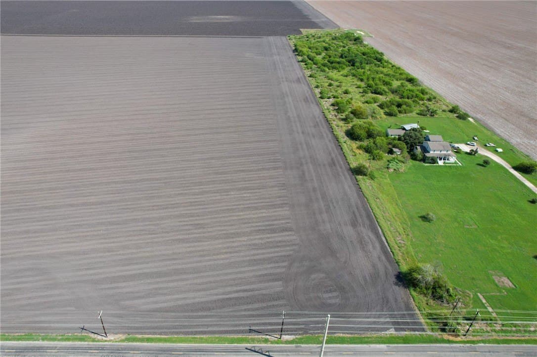 12.55 acres in San Patricio County - photo 2