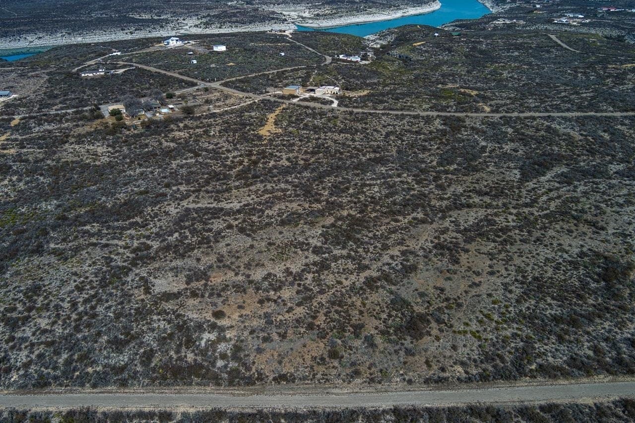 16.4 acres in Val Verde County - photo 3