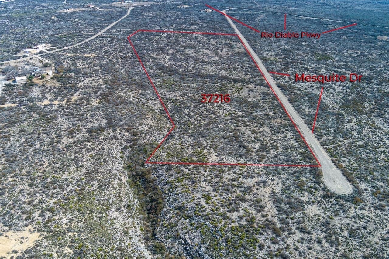 16.4 acres in Val Verde County - photo 2