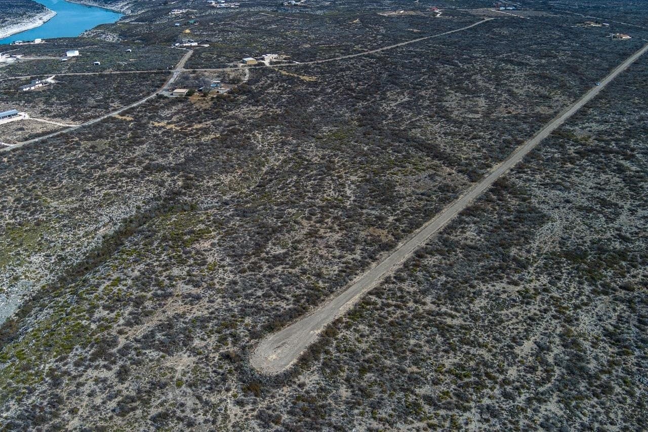 16.4 acres in Val Verde County - photo 5