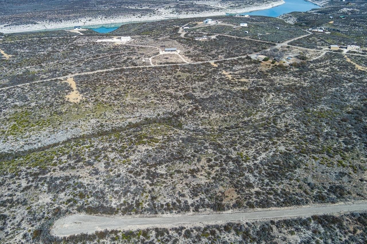 16.4 acres in Val Verde County - photo 14
