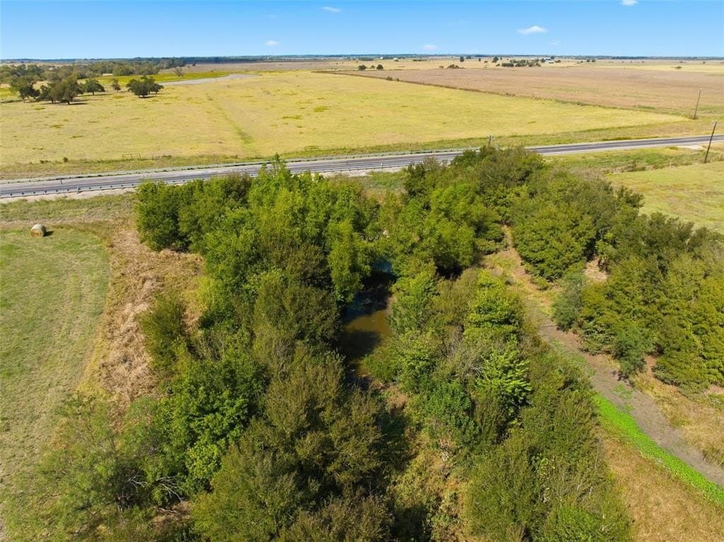 23.1 acres in Falls County - photo 4