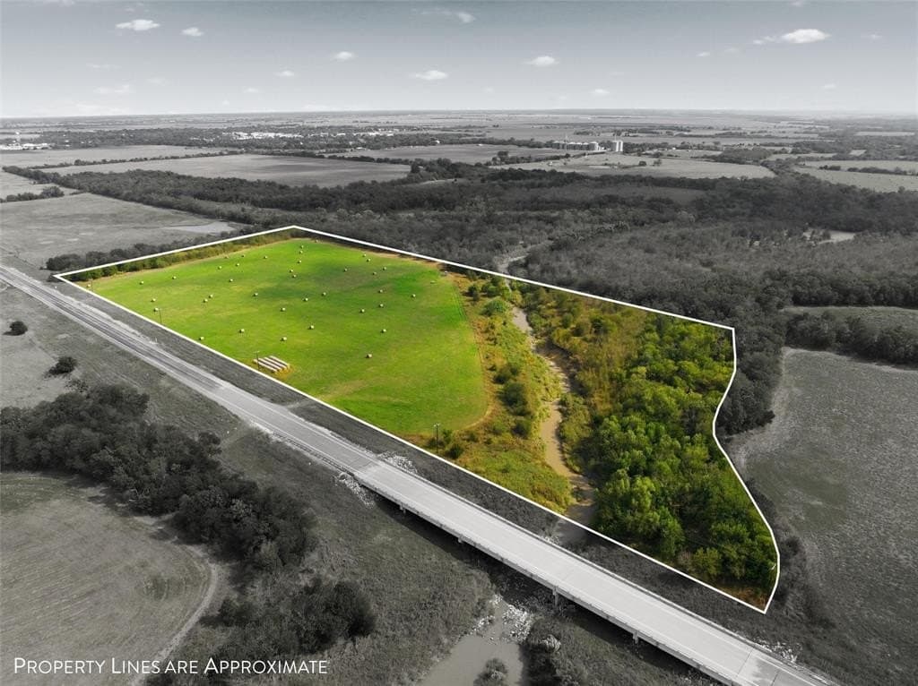 23.1 acres in Falls County - photo 2