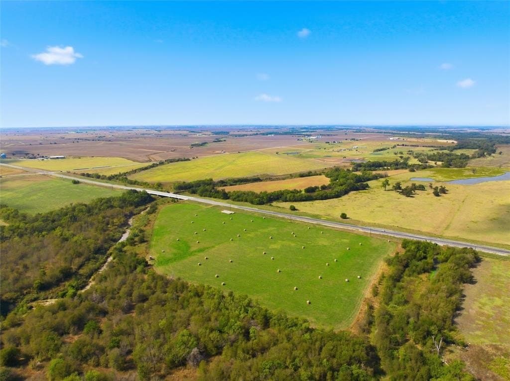23.1 acres in Falls County - photo 7