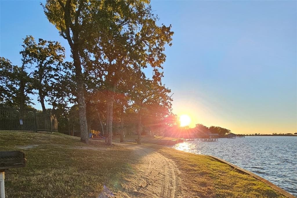0.14 acres in Henderson County - photo 9