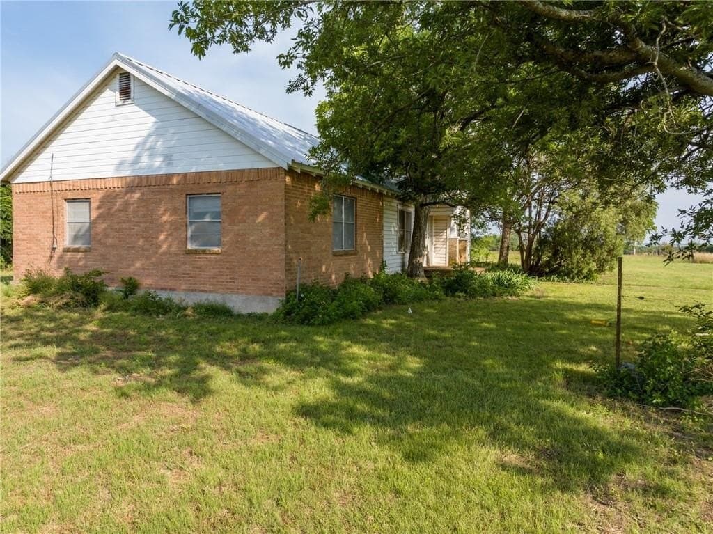 159.76 acres in McLennan County - photo 79
