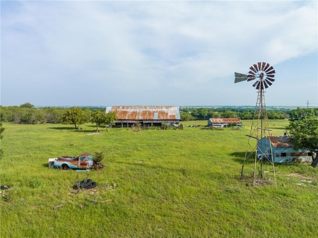 159.76 acres in McLennan County - photo 5