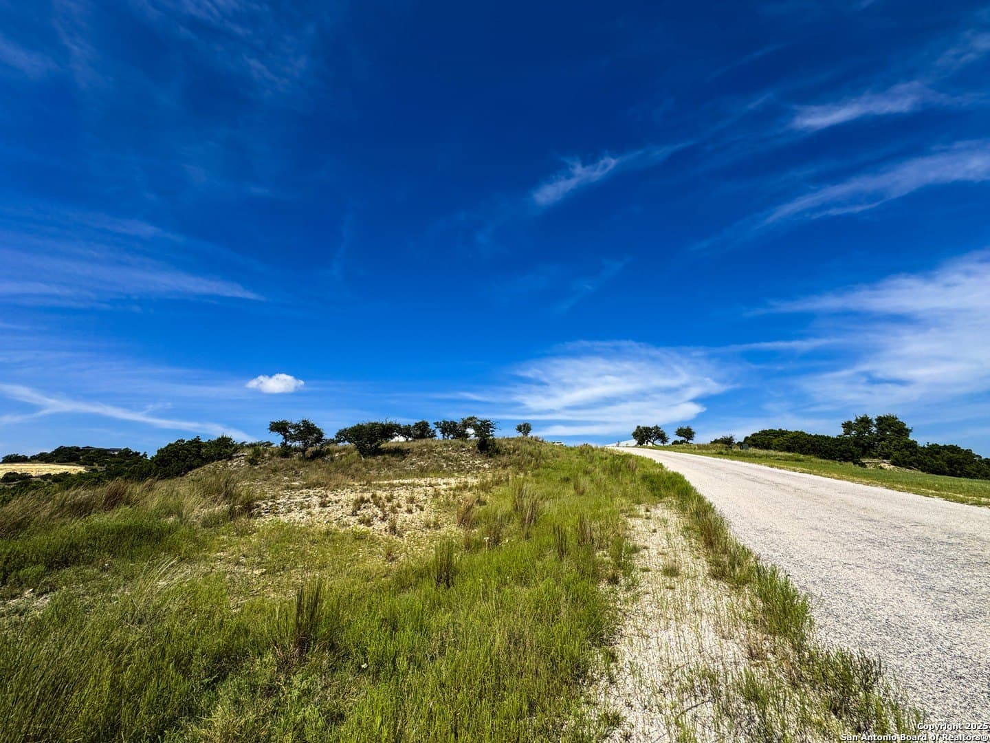 5 acres in Blanco County - photo 4