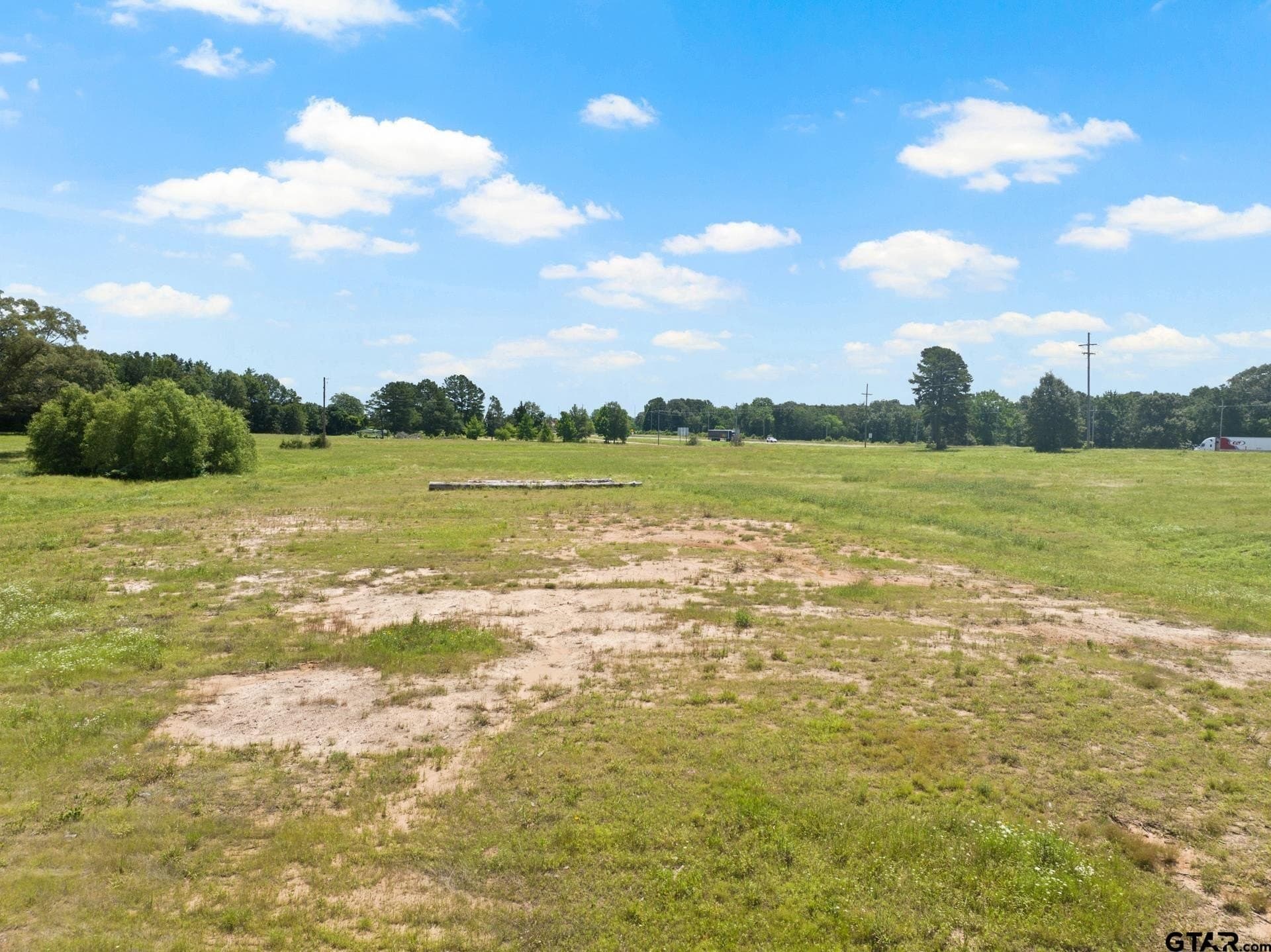 10 acres in Titus County - photo 16