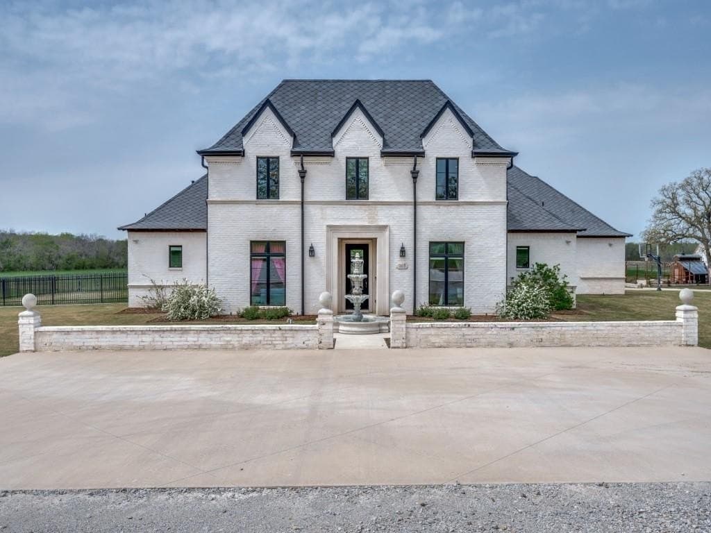 361 Private Road 3248