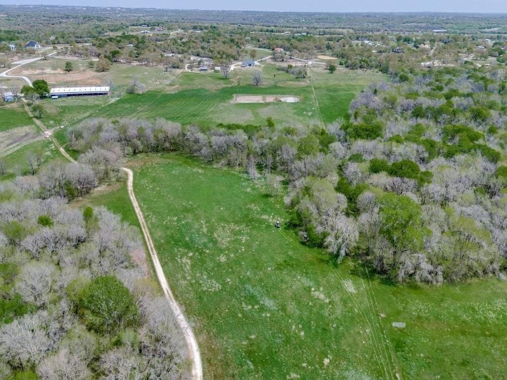 83.81 acres in Wise County - photo 5