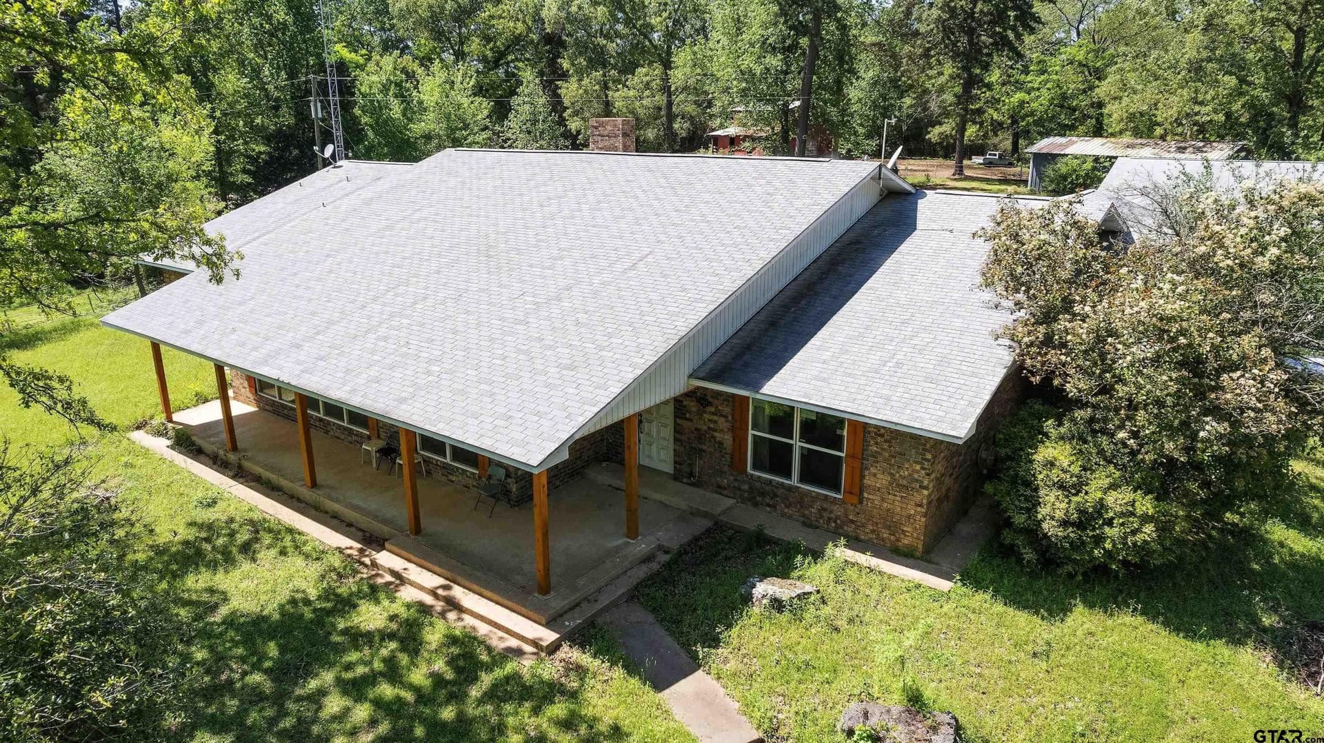 3955 E US Hwy 79