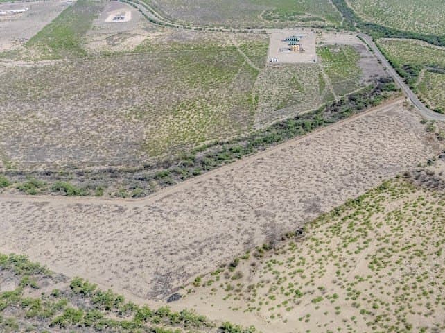 10 acres in Maverick County - photo 6