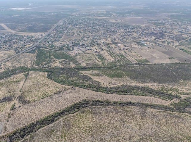 10 acres in Maverick County - photo 9