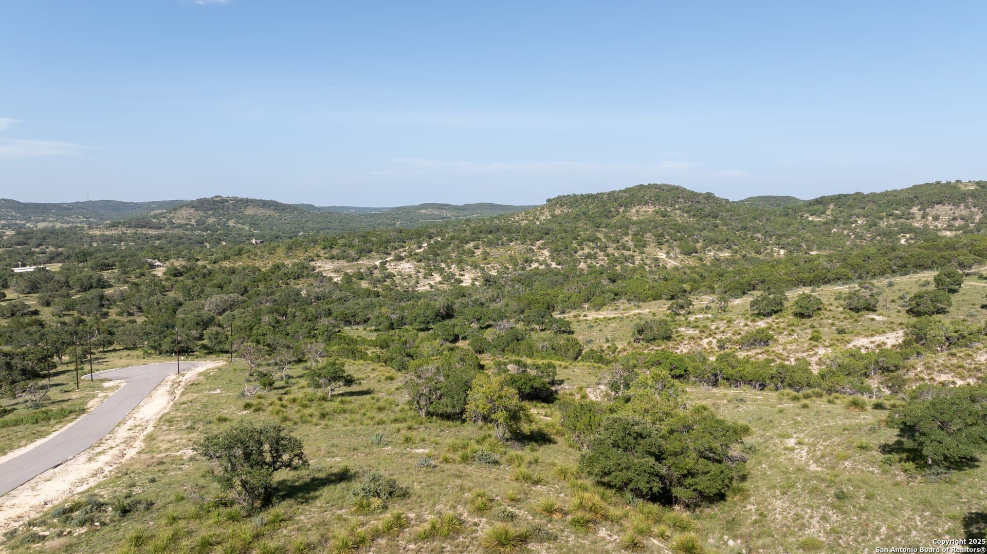 6.01 acres in Bandera County - photo 5