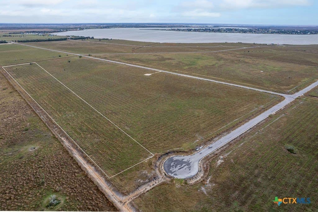 2.01 acres in Calhoun County - photo 5