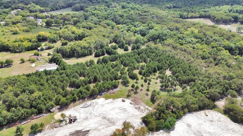 5.1 acres in Ellis County - photo 18