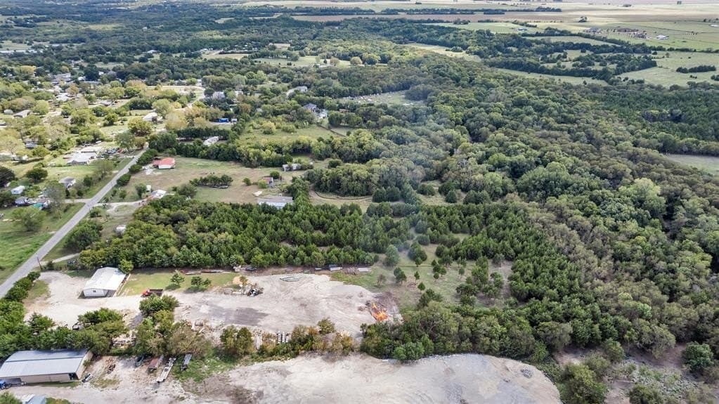 5.1 acres in Ellis County - photo 6