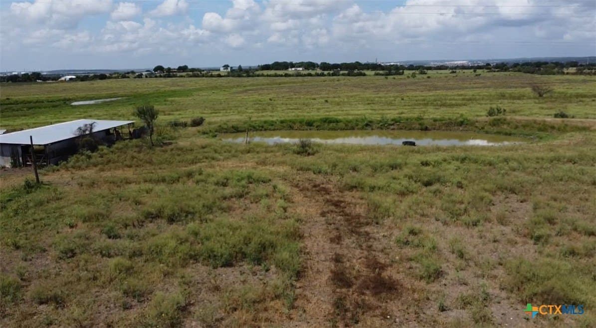 271.33 acres in Hays County - photo 4