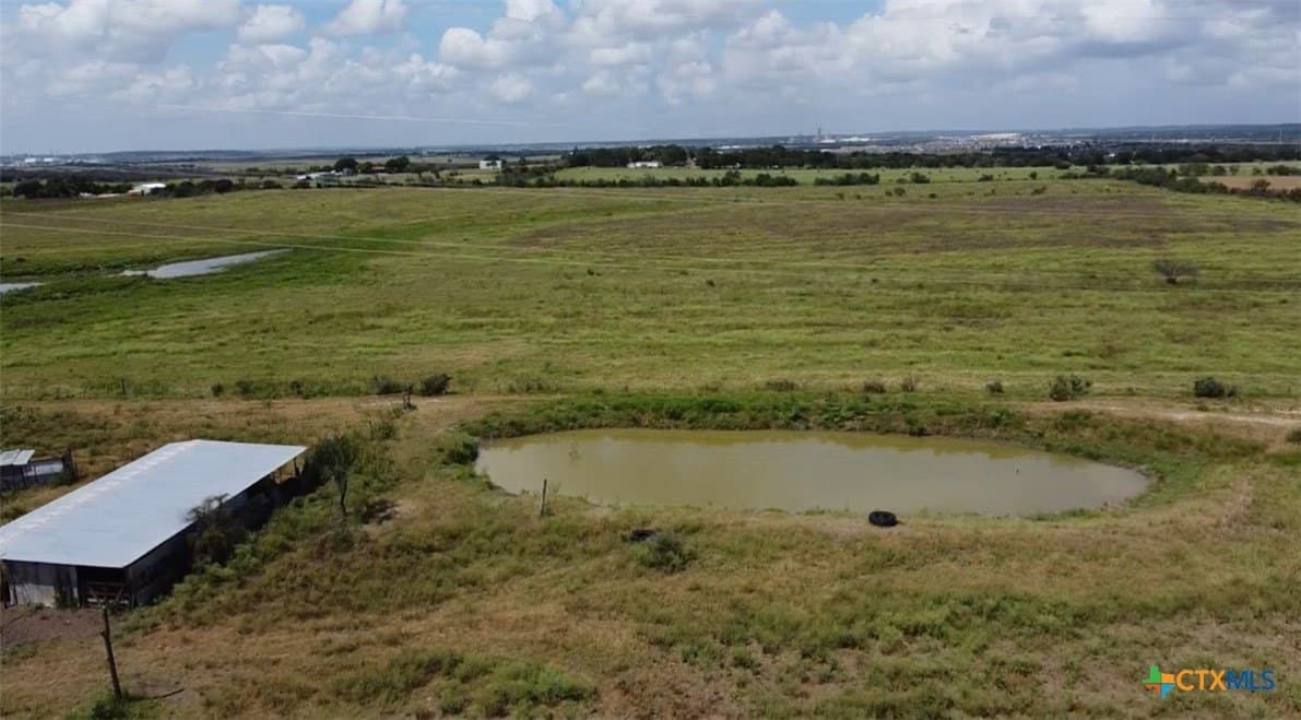271.33 acres in Hays County - photo 3