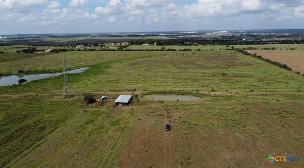 271.33 acres in Hays County - photo 2