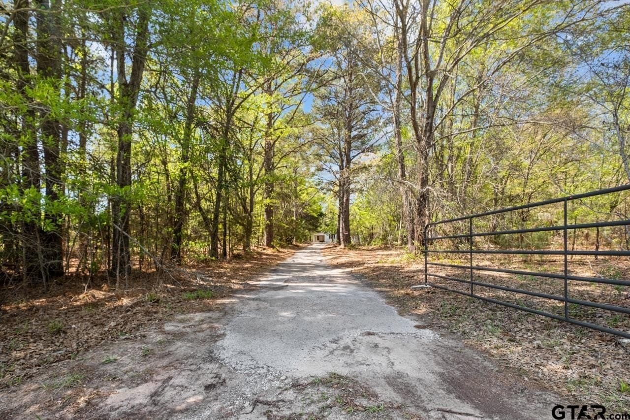 8,680 acres in Smith County - photo 25