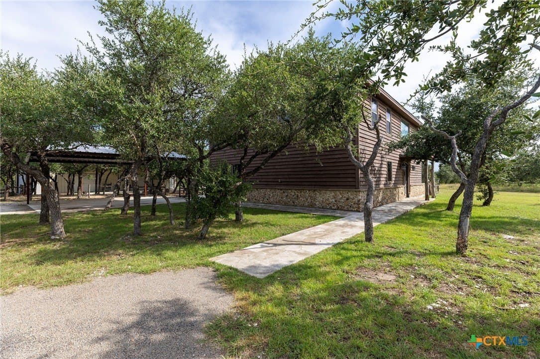 10.1 acres in Williamson County - photo 2