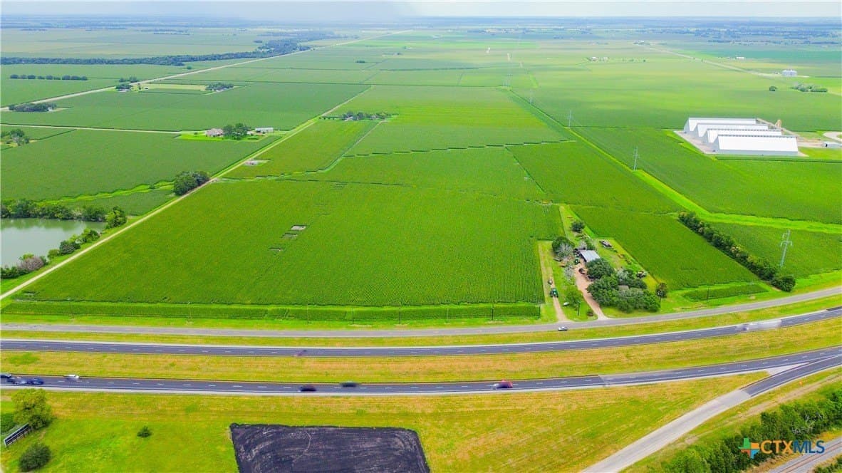 46.85 acres in Wharton County - photo 4