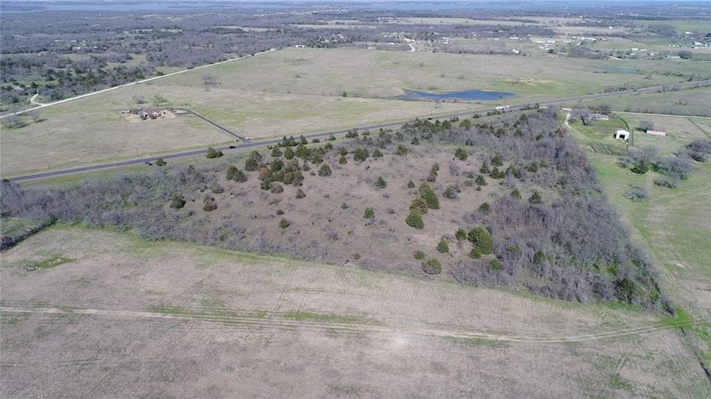 18.58 acres in Navarro County - photo 10
