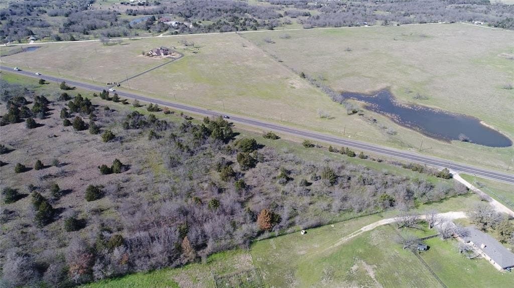 18.58 acres in Navarro County - photo 9