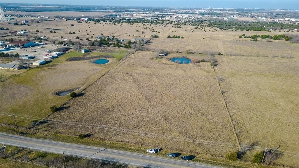 5.64 acres in Rockwall County - photo 9