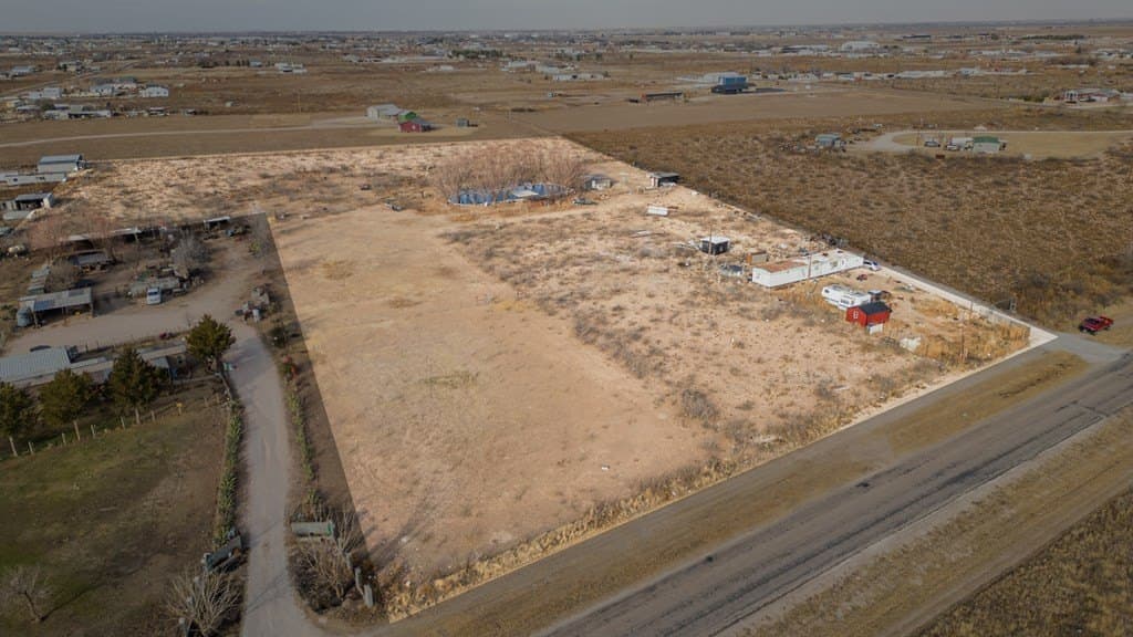 7.68 acres in Gaines County - photo 9
