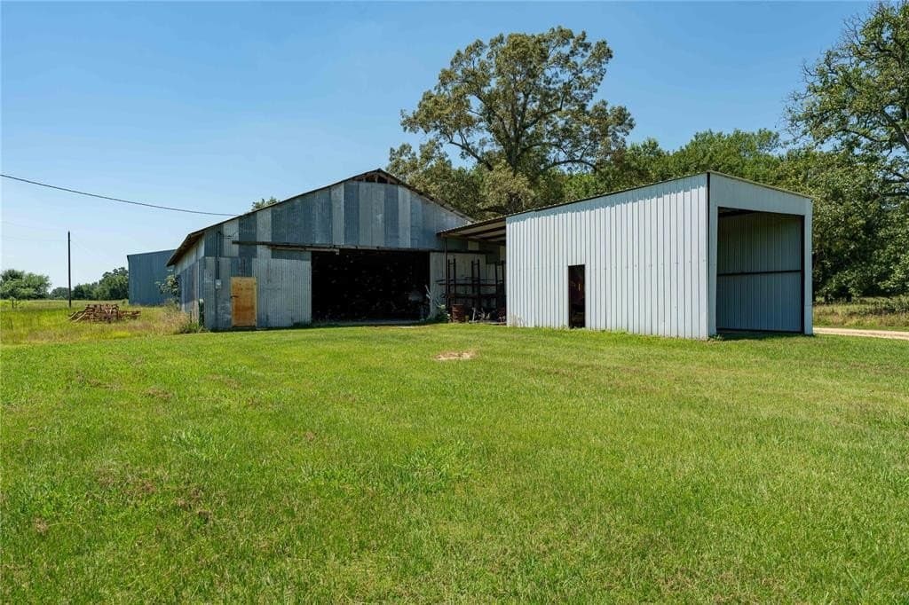 248.04 acres in Lamar County - photo 18