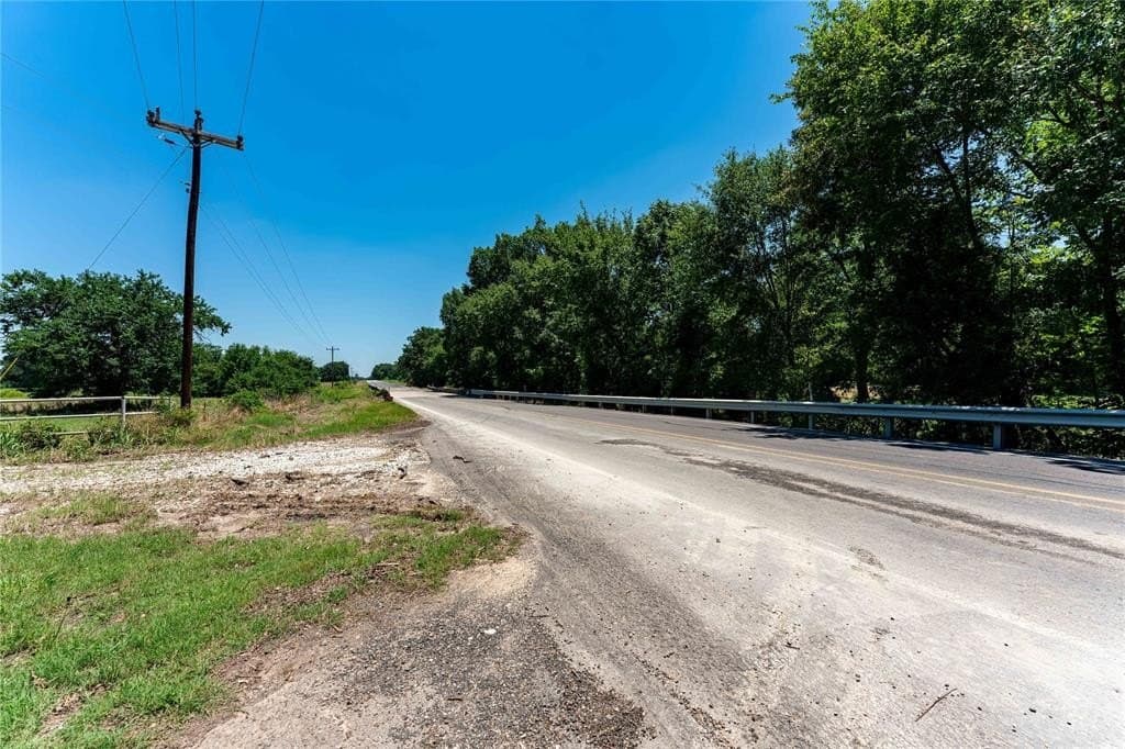 248.04 acres in Lamar County - photo 30