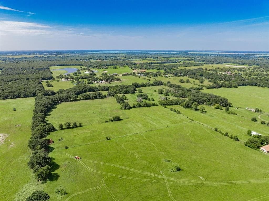 10.01 acres in Kaufman County - photo 3