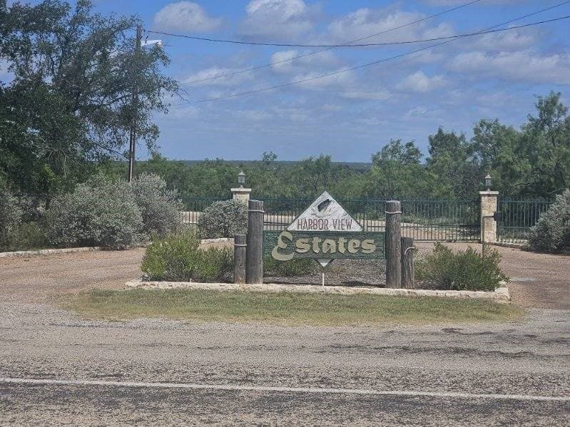 1.04 acres in Concho County - photo 2