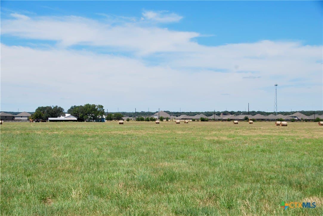 34.69 acres in Comal County - photo 4