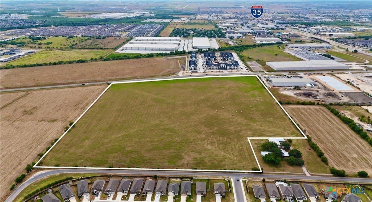 34.69 acres in Comal County - photo 3
