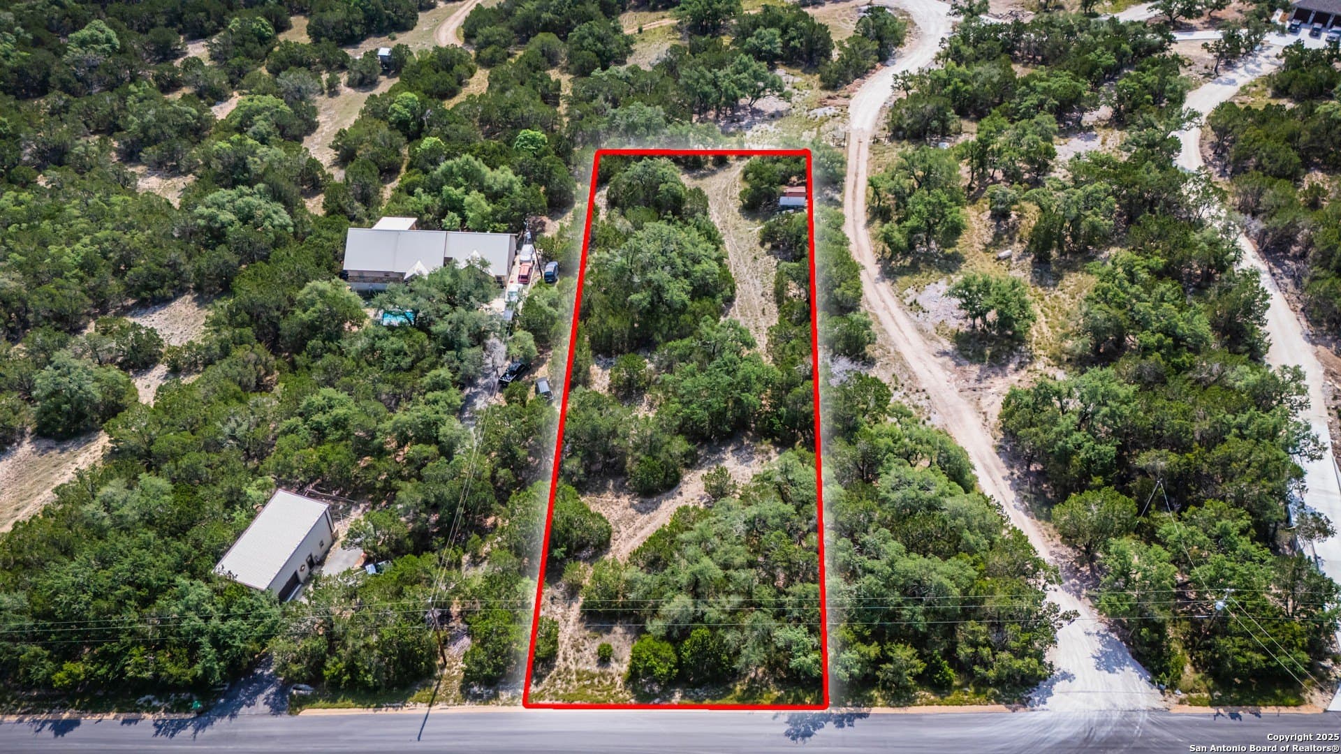 0.96 acres in Comal County - photo 2
