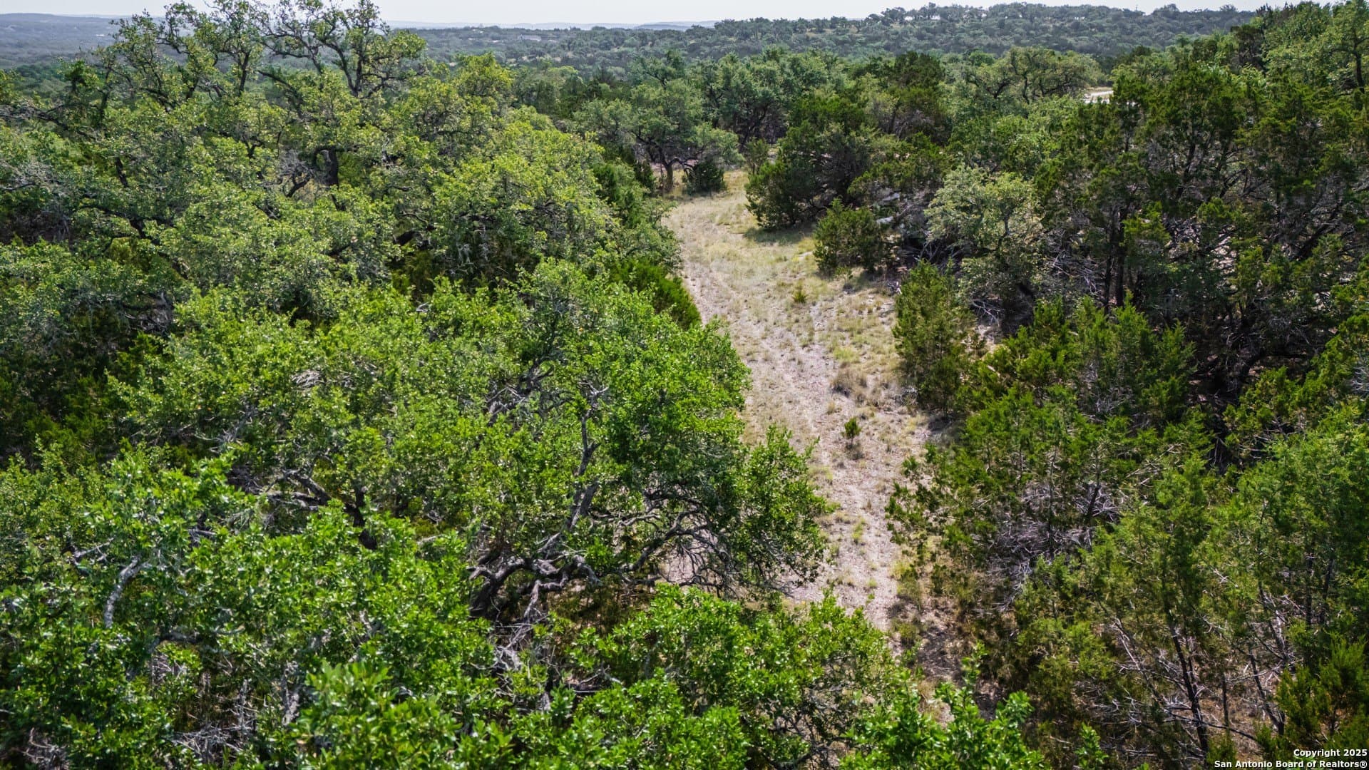 0.96 acres in Comal County - photo 10