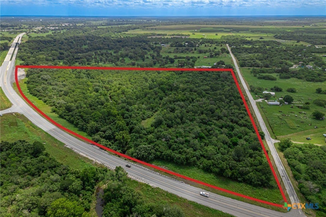 33.13 acres in DeWitt County - photo 13