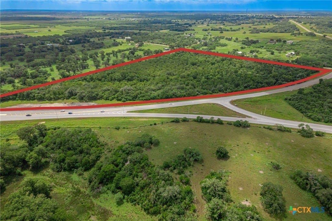 33.13 acres in DeWitt County - photo 14