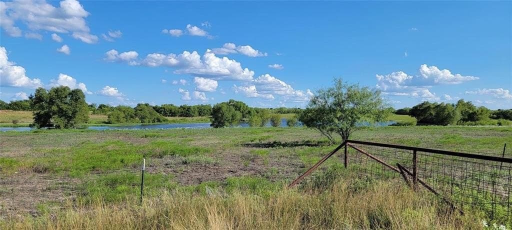 17.85 acres in Kaufman County - photo 6